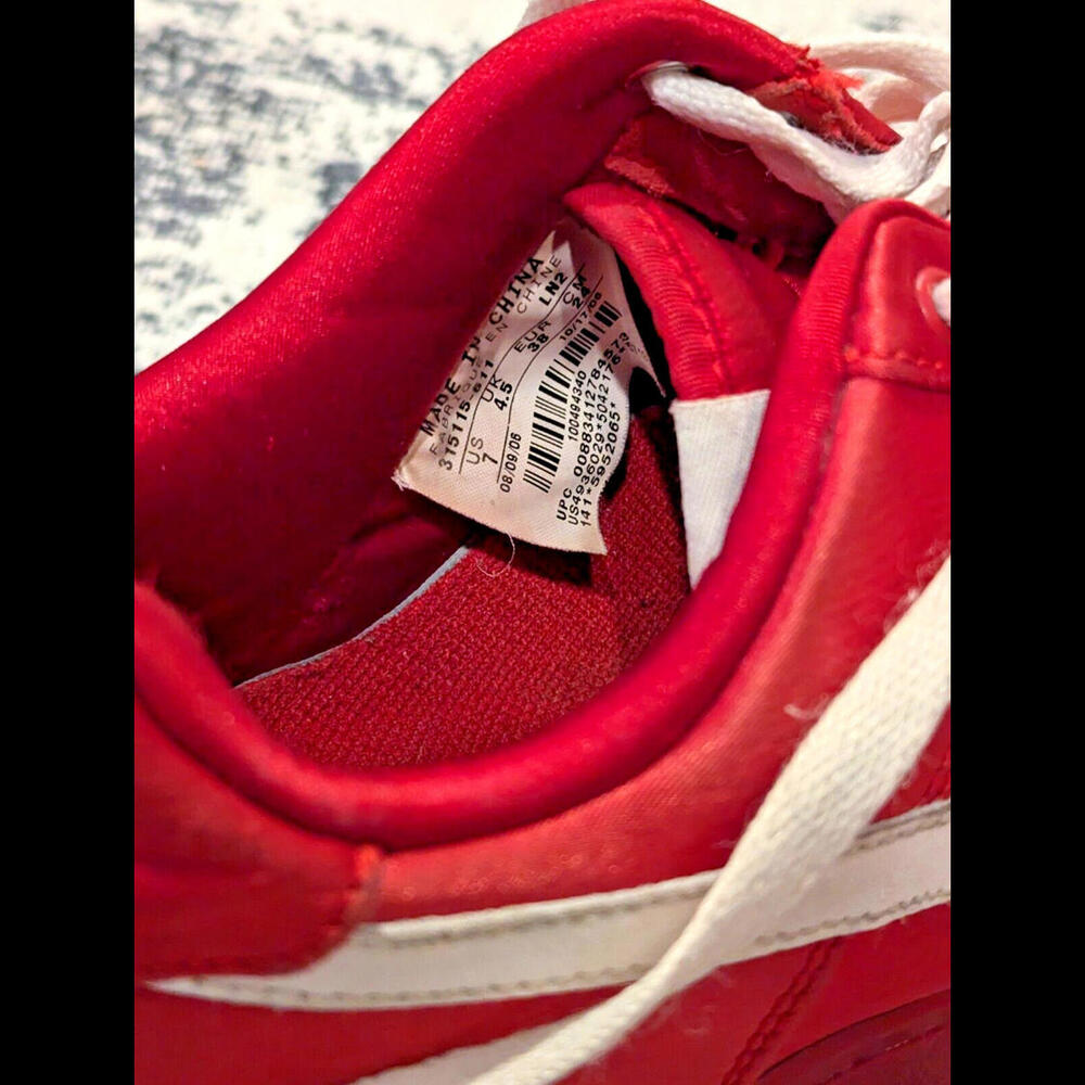 Nike Air force XXV women’s Size 7 Red Satin RARE ‘82- GOOD CONDITION - Picture 9 of 10